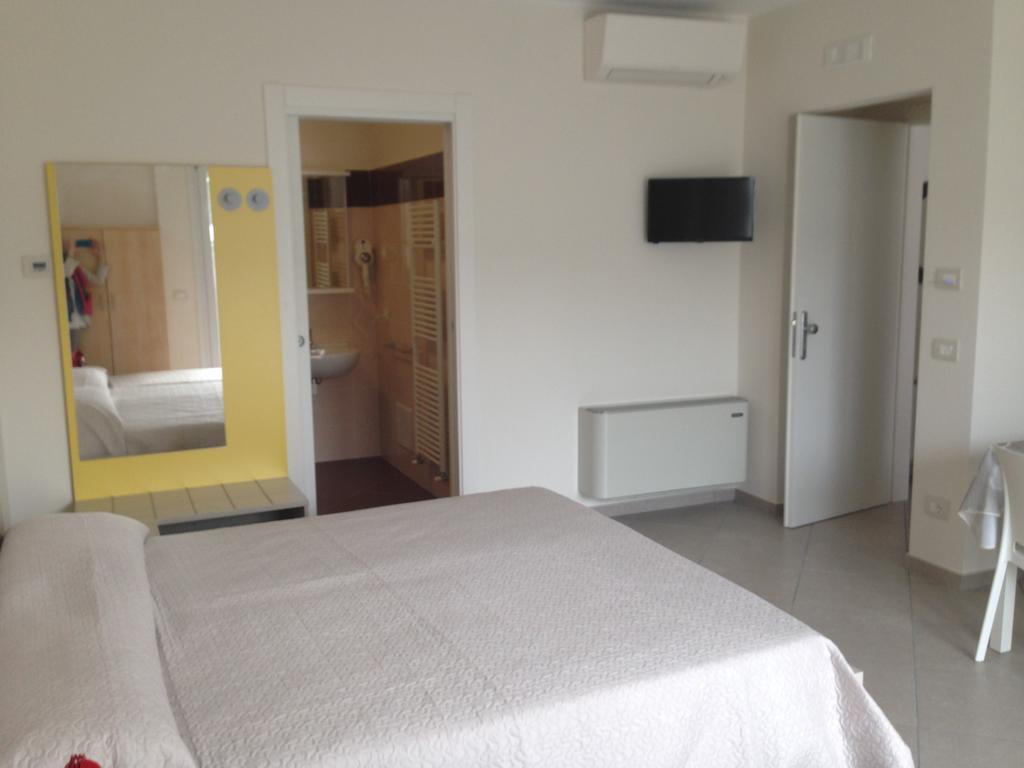 Casa Armonia Leilighet Peschiera del Garda Eksteriør bilde